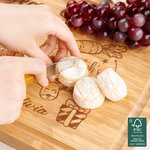Planche à découper en bambou FSC gravée avec rainure pour le jus de fruit Cadeau de pendaison de crémaillère pour la famille et les amis