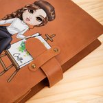 Carnet de Notes A5 Personnalisé avec Nom Personnage et Pochette Couverture en Cuir et 50 Pages Cadeau Anniversaire pour Amateurs de Peinture