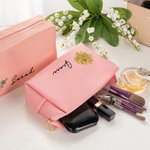 Sac de Maquillage en Cuir Personnalisé avec Fleur de Naissance et Nom Cadeau Anniversaire pour Femme