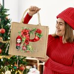 Spersonalizowana torba jutowa z imieniem i nazwiskiem Holly Floral Initial Cartoon Character Duży prezent świąteczny dla rodziny i dzieci