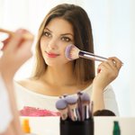 Set de brosses de maquillage portable de voyage 18 pièces avec baril de rangement Cadeau d'anniversaire pour femmes