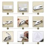 Personalizzato Religione Croce Fiori Libro Embosser Hand Held Embosser timbro a secco con nome Regalo di compleanno per topo di biblioteca cristiano