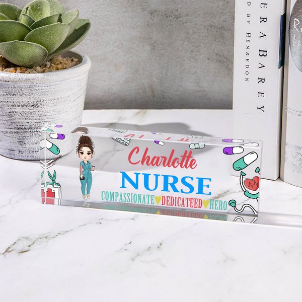 Personalized Acrylic Cartoon Character Nurse Doctor Desk Nameplate Birthday Appreciation Gift for Medical Staff