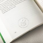 Personalised Floral Initial Library Book Embossing Stamp Black Hand-held Embosser with Storage Bag Birthday Book Club Gift for Bookworms Readers