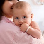 Personalizada rosa mate de cuarzo rosa de cuentas del bebé del nombre de la niña pulsera con el encanto de la Cruz de Oro Baby Shower bautizo de regalo para el recién nacido ahijada