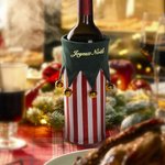 Couverture de Bouteille en Flanelle Personnalisée avec Texte Couvre-Bouteille de Vin à Clochettes Décoration de Maison Cadeau Noël pour Famille