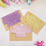 Personalisierte Multicolor Folie Schlaganfall Brief Grußkarte Kraft Parper Umschlag Set mit Namen und Text Happy Birthday Urlaub Geschenk für Familie 