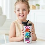 Gepersonaliseerde kleurrijke letter naam geïsoleerd 15oz Kid waterfles met vouwen rietje en handvat terug naar school verjaardagscadeau voor jongens meisjes