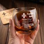 Gepersonaliseerde Grappige Bourbon Whiskey Glazen met Laser Gegraveerde Naam Verjaardag Vaderdag Cadeau voor Opa Papa Whiskey Liefhebbers