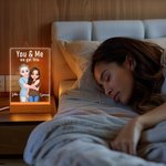 Personalized Cartoon Hugging Couple Adjustable LED Night Light with Names and Wooden Base Desk Decor Valentine's Day Anniversary Gift for Couples