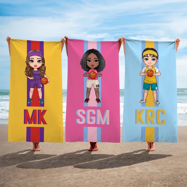 Spersonalizowany ręcznik plażowy do koszykówki z postacią z kreskówki z monogramem i paskiem Ponadwymiarowy szybkoschnący ręcznik plażowy Urodziny Wakacje Akcesoria Prezent dla miłośników koszykówki