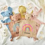 Personalisierte niedliche Hase Bär Löwe weiche Baumwolle Lovey Tier Baby Sicherheit Decke mit Regenbogen und Name Geburtstag Baby Dusche Geschenk für Neugeborene