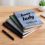 Personlig Boss Lady A5 Läder Journal Anteckningsbok med namn och 100 linjerade sidor Ny affärsbilaga Födelsedag Kontor Medarbetare Present för kvinnor