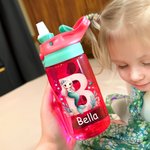 Personalisierte Fantasie Meerjungfrau Initiale 475 ml Wasserflasche mit Strohhalm Auslaufsicherer Deckel Geburtstag Geschenk für Mädchen