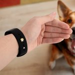 Gepersonaliseerde 3D Bubble Paw Print Watch Band Stud Charm met gegraveerde naam Decoratieve accessoires verjaardagscadeau voor dierenliefhebbers