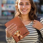Personalisierte Floral Hochland Kuh Name A5 Skizzenbuch Notebook Ledereinband mit Aufbewahrungstasche Geburtstag Geschenk für Hochland Kuh Liebhaber Maler Studenten