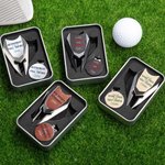 Spersonalizowany emerytalny zestaw magnetycznych klipsów do kapelusza z imiennym znacznikiem piłki i pudełkiem na akcesoria golfowe Prezent na emeryturę dla miłośnika golfa