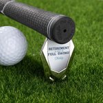 Spersonalizowany emerytalny zestaw magnetycznych klipsów do kapelusza z imiennym znacznikiem piłki i pudełkiem na akcesoria golfowe Prezent na emeryturę dla miłośnika golfa