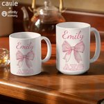 Personlig rosa Coquette Bow Sororitetsnamn Keramisk kaffemugg med grekisk bokstav Kapitel Möten Present till vän | Callie × Affinity Licensing