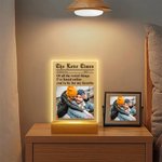 Personalisierte Die Liebe Zeiten Foto LED Acryl Nachtlicht mit Namen und Jahr Schreibtisch Dekor Valentinstag Jahrestag Geschenk für Paar