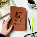 Spersonalizowany notatnik ze skóry PU z monogramem kwiatowym i imieniem i 100 kartkami w linie Prezent urodzinowy dla przyjaciół, rodziny i współpracowników