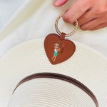 Gepersonaliseerde Cartoon Golfspeler Geboortebloem Draagbare Magnetische Lederen Hoed Clip met Naam Reisaccessoires Verjaardagscadeau voor Vrouwen Meisjes