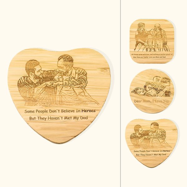 Gepersonaliseerde houten draadloze oplader met gravure foto