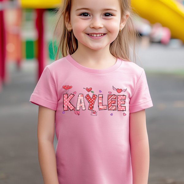 Personalizzato carino Doodle Love Letter cotone Baby Bodysuit T-Shirt Felpa con nome San Valentino Anniversario Celebrazione Regalo per bambini
