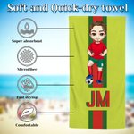 Personlig fotball tegneserie karakter monogram stripe overdimensjonert hurtigtørkende strandhåndkle ferie tilbehør bursdagsgave for fotballelskere