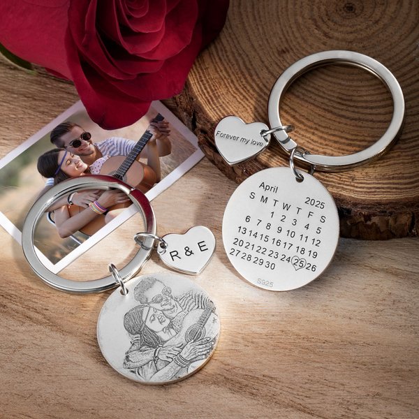 Personlig gravert fotokalender rund nøkkelring med hjerteinitial sjarm Valentinsdag Jubileumsgave til par