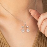Personalisierte doppelte Geburt Blumen Blatt Zweig Halskette Ringhalter mit Birthstone Geburtstag Anerkennung Geschenk für Krankenschwester Arzt Frauen