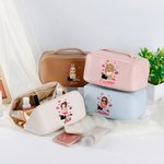 Personalizado lápiz labial de dibujos animados de moda de la muchacha de ancho abierto de cuero bolsa de maquillaje con nombre portátil de viaje Essentials cumpleaños de la dama de honor de regalo par