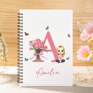 Henkilökohtainen sarjakuvahahmo Syntymä Kukkakimppu Nimi A5 Spiral Notebook kynä 120 vuoratut sivut ja Initial Syntymäpäivälahja naisille tytöille