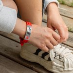 Gepersonaliseerde Medische ID Armband Verstelbare Siliconen Waterdichte Armband met Roestvrijstalen Naamlabel Cadeau voor Mannen en Vrouwen