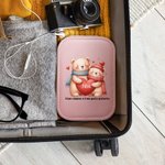 Portagioie da viaggio in pelle con design coppia di orsetti e lettera iniziale specchio LED a tre colori regalo di San Valentino per le donne