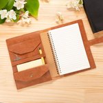 Personalisierte Mode Cartoon Mädchen Geburt Blume PU Leder A5 Notebook Cover mit Namen und Lagerung Tasche Bürobedarf Geburtstag Geschenk für Frauen