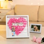 Personalisierte Cartoon Paar umarmt Liebe Rose Papier Blume Schatten Box Rahmen mit Namen Valentinstag Jahrestag Geschenk für Paar