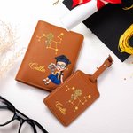 Personalisierte Cartoon Absolvent Horoskop Geburt Blume PU Leder Passport Holder mit Namen Reisezubehör Graduierung Geschenk für Absolventen Frauen