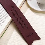 Marcapáginas de piel personalizado con texto grabado regalo de cumpleaños para los amantes de los libros