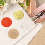 Gepersonaliseerde Initiaal Boek Embosser Stempel Handheld Embosser Set met Tekst en Naam Verjaardags Cadeau voor Boekwormen Boekenliefhebbers