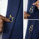 Epingle de revers personnalisée en forme de guitare Broche de costume Cadeau d'anniversaire de mariage pour le marié Meilleur homme Amoureux de la musique