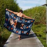 Toalla de playa personalizada con el nombre de un personaje de baloncesto de gran tamaño y secado rápido Accesorios de vacaciones Regalo de cumpleaños para los amantes del baloncesto