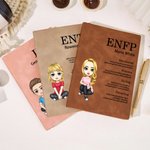 Personalisierte MBTI-Definition Cartoon-Charakter A5 Leder Notizbuch mit Namen Geburtstag Geschenk für Familie
