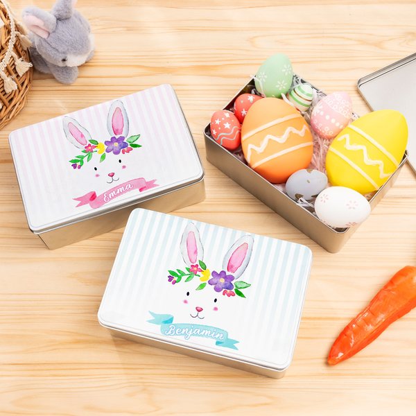 Personlig akvarell Garland Bunny Pinstripe Biscuit Tin Food Grade Oppbevaringsboks med navn Påskefest Favorittgave til barn