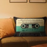 Fodera per cuscino personalizzata con mixtape retro anni '80 e nome decorazione per la casa regalo per una nuova casa per amanti della musica