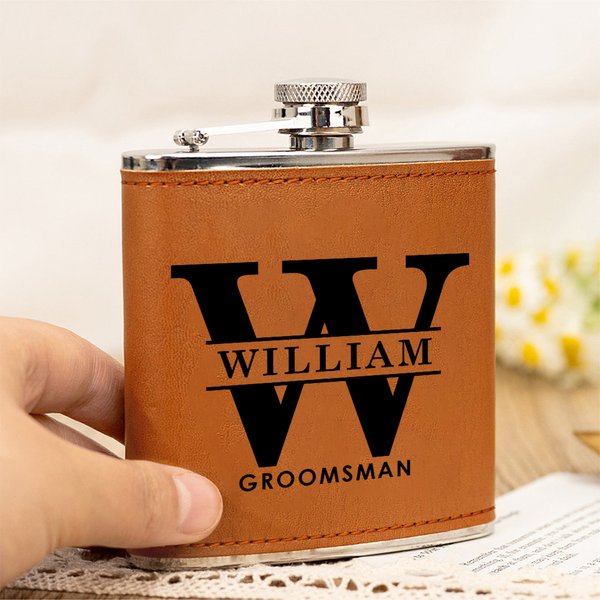 Personalised Monogram Design 6oz Stainless steel Liquor Hip Flask with Leather Cover and Name Portable Wedding Bachelor Party Gift for Groomsmen