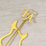 Epingle de revers personnalisée en forme de guitare Broche de costume Cadeau d'anniversaire de mariage pour le marié Meilleur homme Amoureux de la musique
