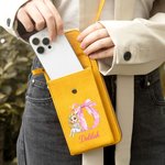 Personalisierte Cartoon Graduate Pink Bow Initial Leder Crossbody Bag Brieftasche mit Namen und Kartenschlitze Geburtstag Reisezubehör Geschenk für Frauen