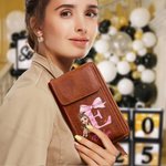 Personalisierte Cartoon Graduate Pink Bow Initial Leder Crossbody Bag Brieftasche mit Namen und Kartenschlitze Geburtstag Reisezubehör Geschenk für Frauen