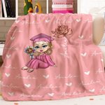 Personalisierte Cartoon Graduate Charakter Geburt Blume weiche Decke mit Namen Home Decor Graduation Geschenk für Frauen Mädchen